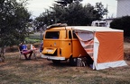 Frankreich 1985 mit Volker und Marc (orangener VW Bus) (DIAs)